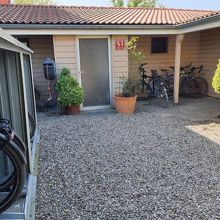 Haus Achtern Diek In Erster Reihe Am Meer Фехмарн Екстериор снимка
